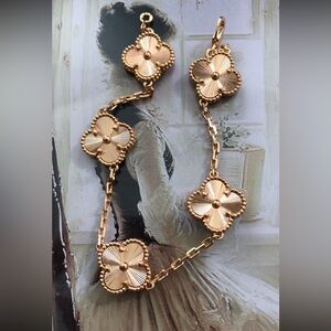 Rose Gold clover Floral bracelet laser cut